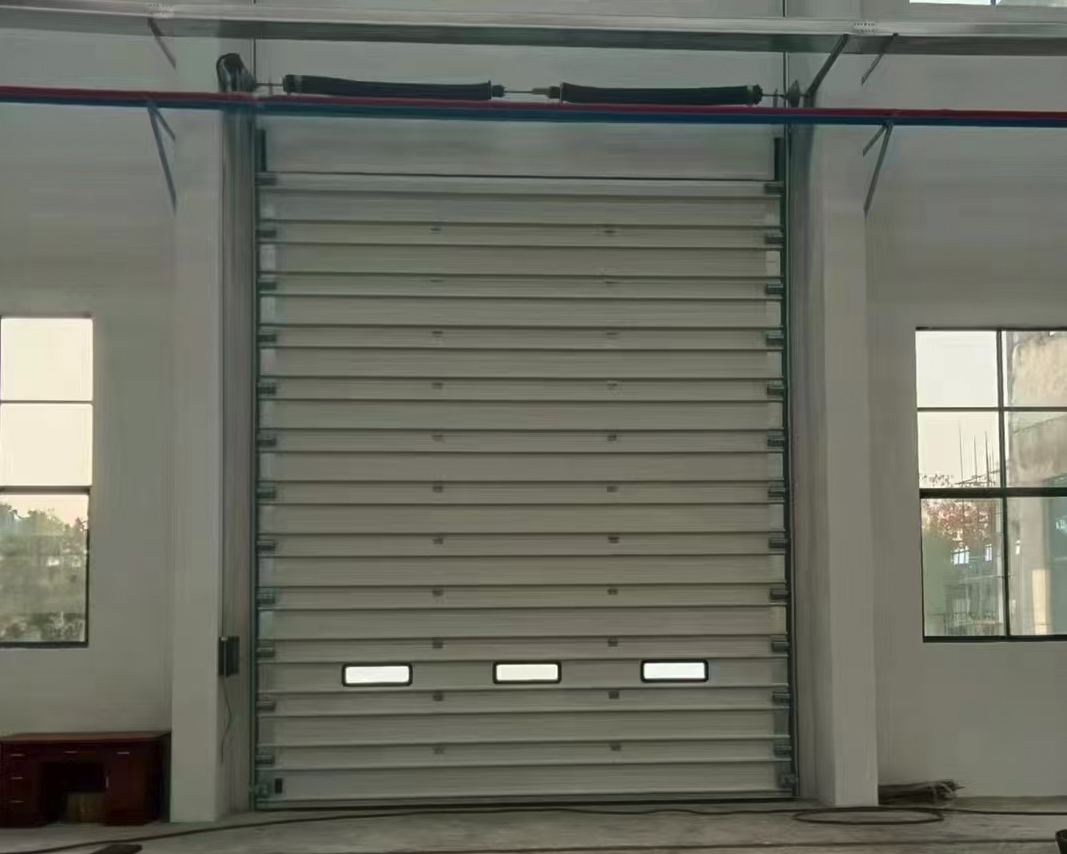 昆山硬质快速门